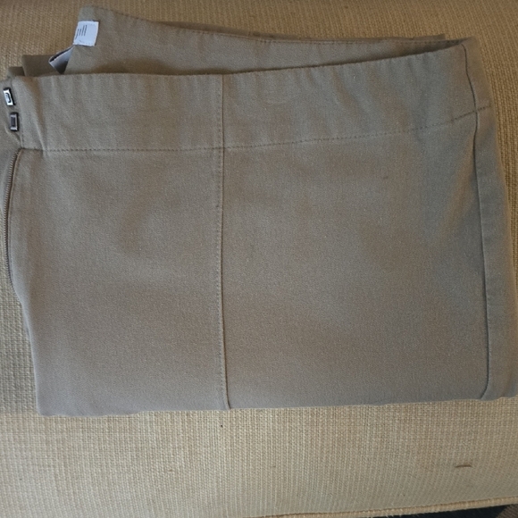 J. Jill Tan Pants - Picture 5 of 5